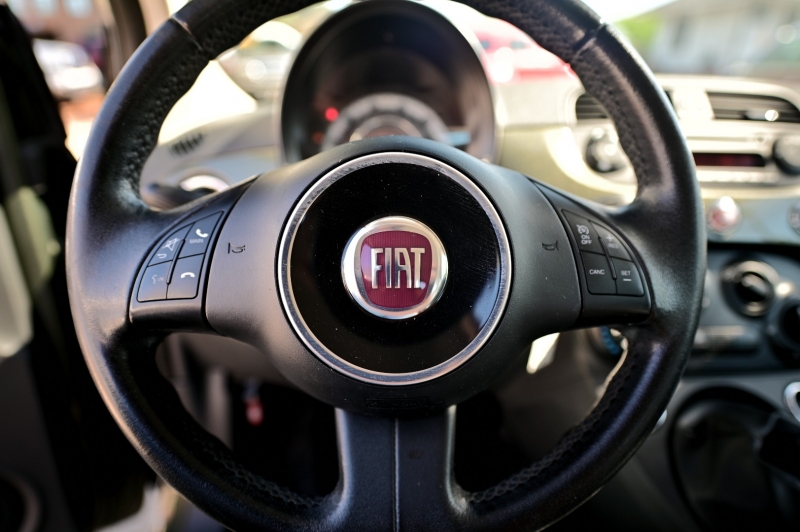 Fiat 500 2012 price $4,950