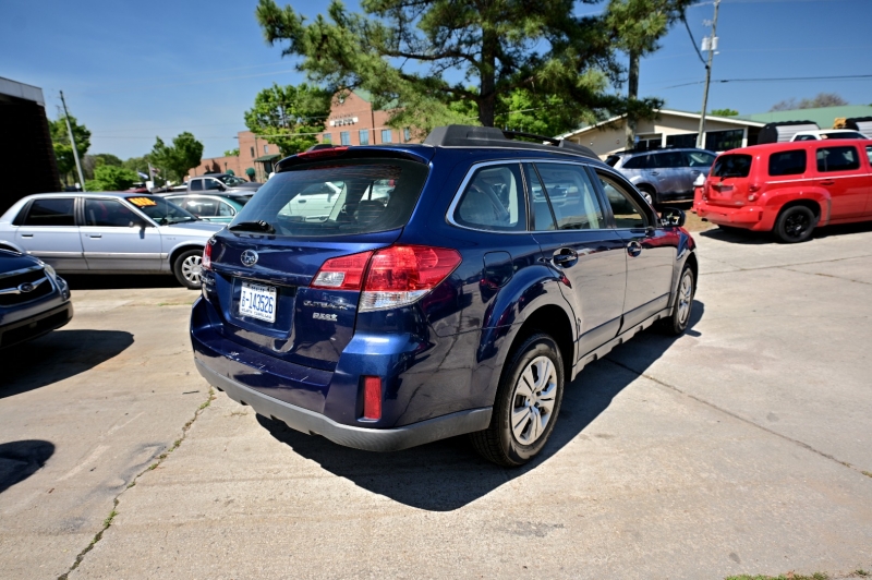 Subaru Outback 2011 price $4,950