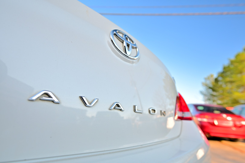 Toyota Avalon 2007 price $4,650