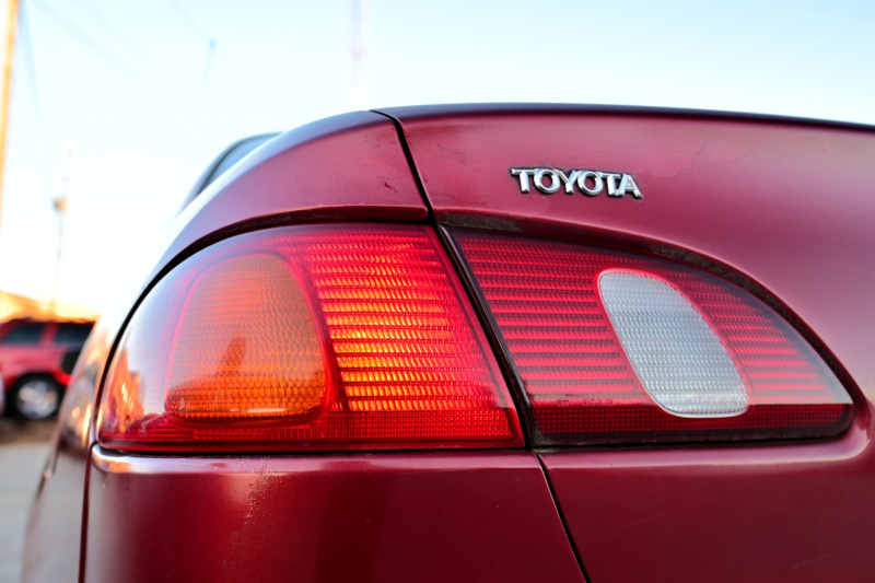 Toyota Corolla 2000 price $4,850