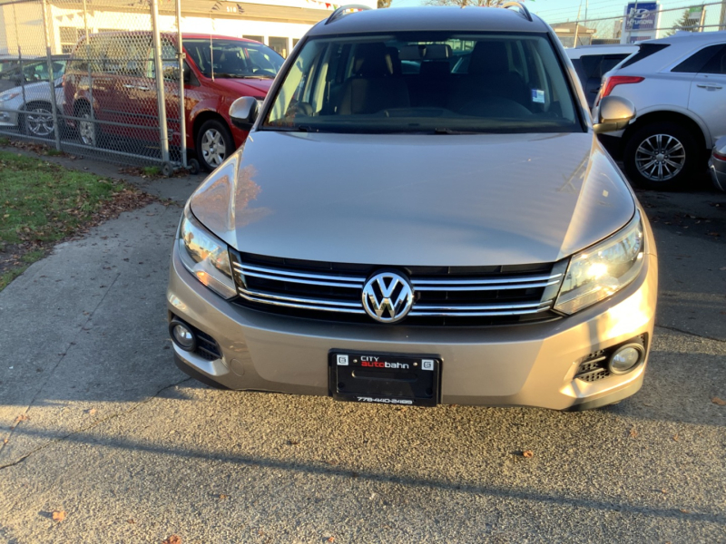 Volkswagen Tiguan 2015 price $16,888