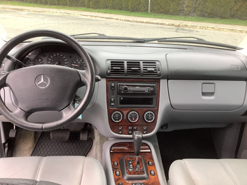 Mercedes-Benz M-Class 2002 price $5,998