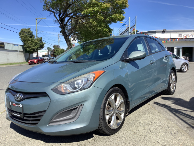 Hyundai Elantra GT 2014 price $9,888