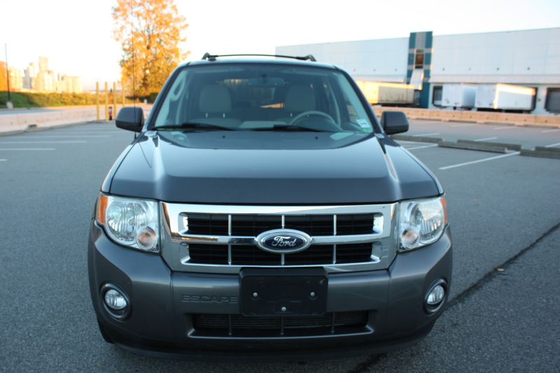 Ford Escape 2012 price $10,800
