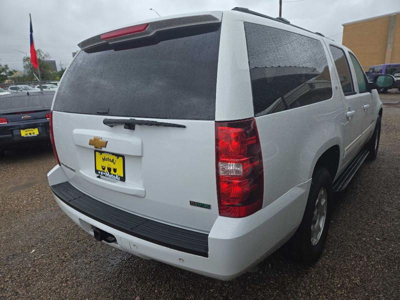 CHEVROLET SUBURBAN 2012 price $10,495