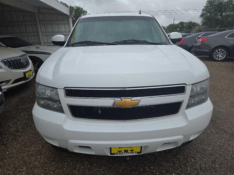 CHEVROLET SUBURBAN 2012 price $10,495