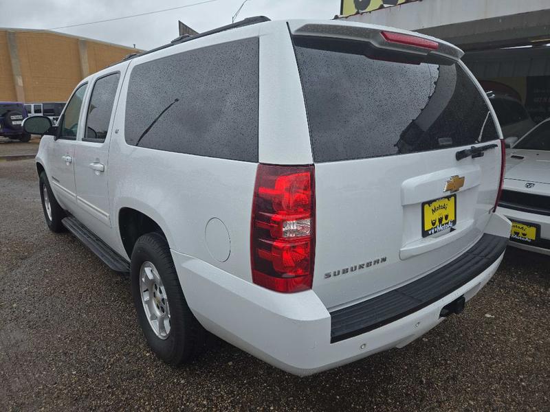 CHEVROLET SUBURBAN 2012 price $10,495