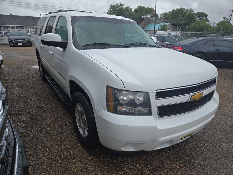 CHEVROLET SUBURBAN 2012 price $10,495