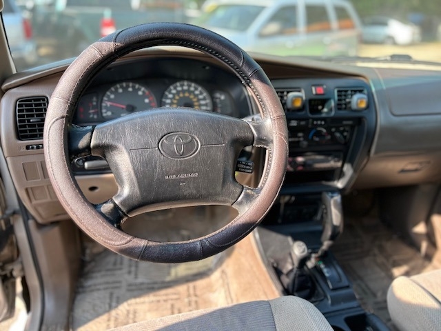 Toyota 4Runner 2000 price $6,995