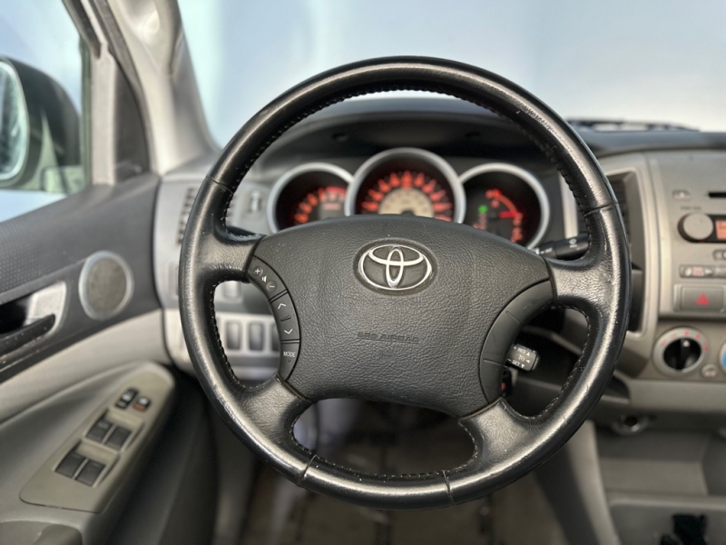 Toyota Tacoma 2005 price $9,499