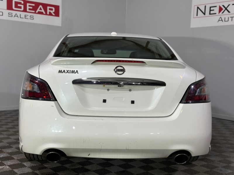 Nissan Maxima 2012 price $9,899