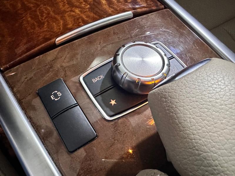 Mercedes-Benz E-Class 2015 price $16,750