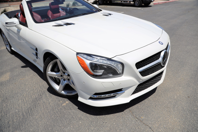 Mercedes-Benz SL-Class 2013 price $37,955