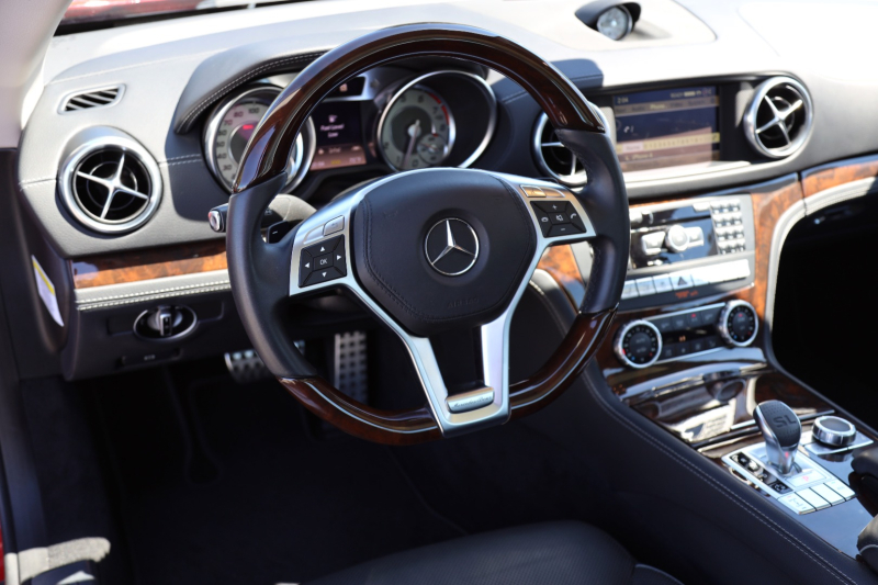 Mercedes-Benz SL-Class 2013 price $39,955