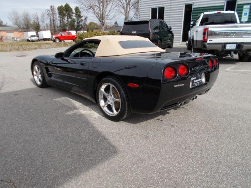 Chevrolet Corvette 2001 price $15,988