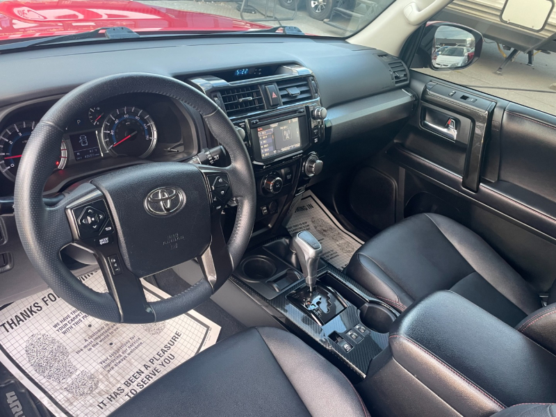 Toyota 4Runner 2018 price $35,995