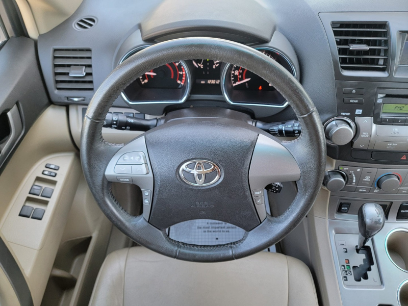 Toyota Highlander 2008 price $11,499