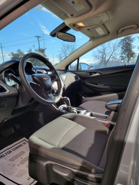 Chevrolet Cruze 2017 price $11,999