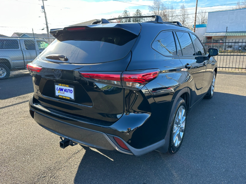 Toyota Highlander 2020 price $38,995