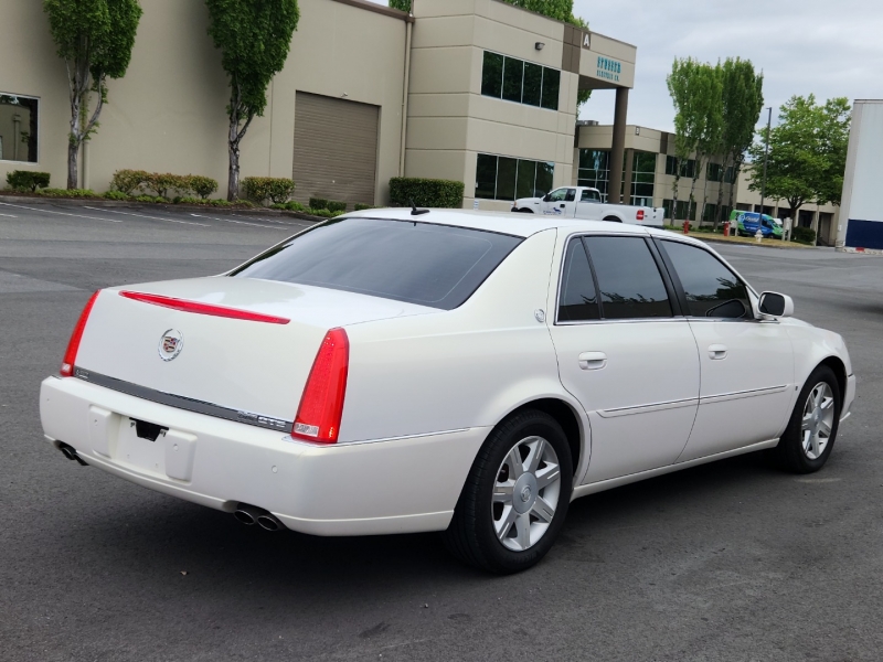 Cadillac DTS 2006 price $6,500