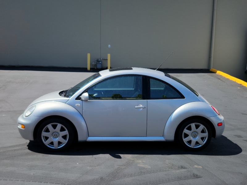 Volkswagen New Beetle 2001 price $3,950