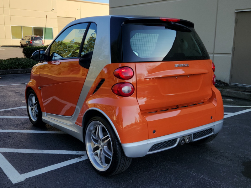 Smart fortwo 2009 price $7,500