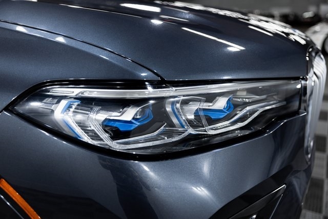 BMW X7 2019 price $67,980