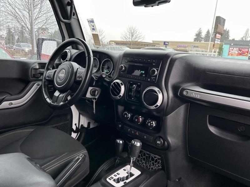 Jeep Wrangler 2016 price $26,999