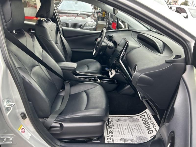 Toyota Prius Prime 2017 price $16,999