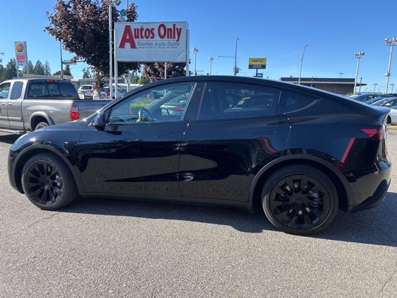 Tesla Model Y 2022 price $30,999