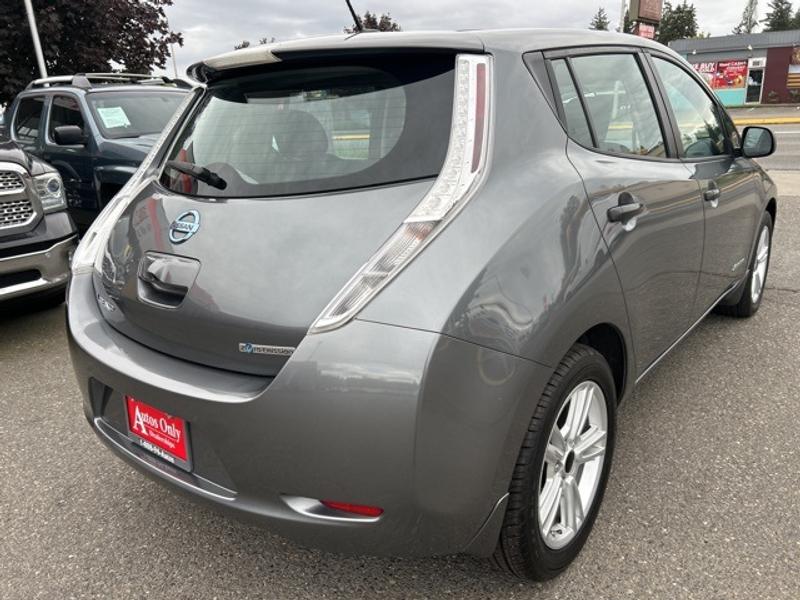 Nissan Leaf 2015 price $6,556