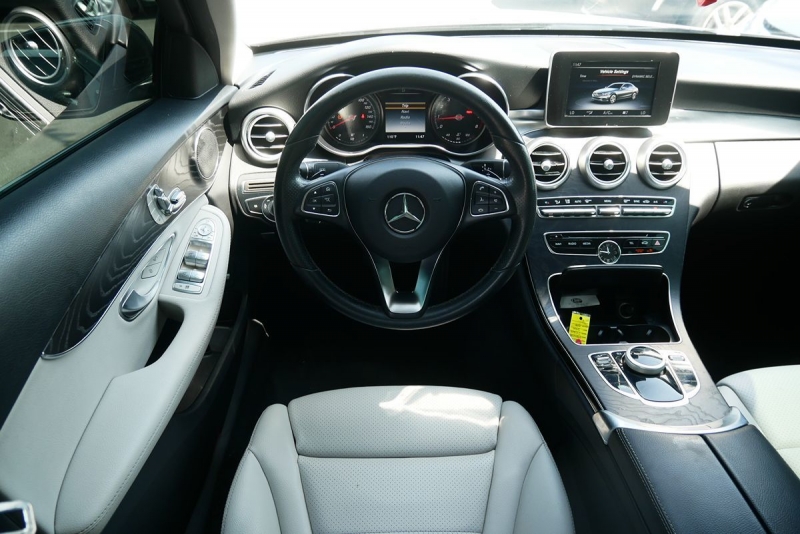 Mercedes 300 2017 price $20,995