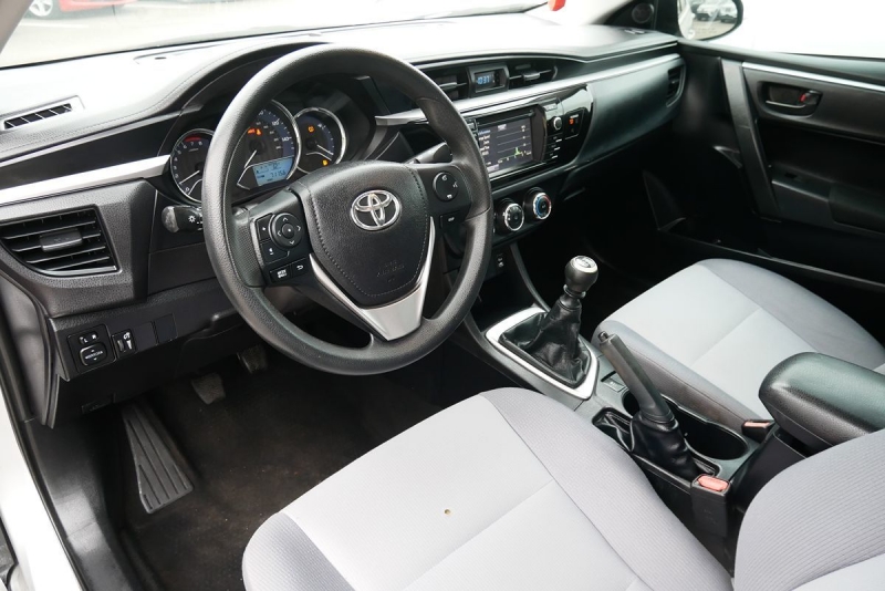 Toyota Corolla 2016 price $14,995