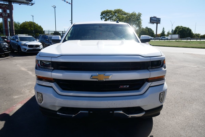 Chevrolet Silverado 2017 price $32,495