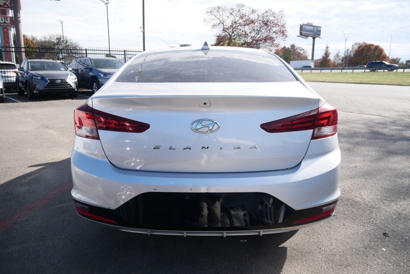 Hyundai Elantra 2019 price $16,995