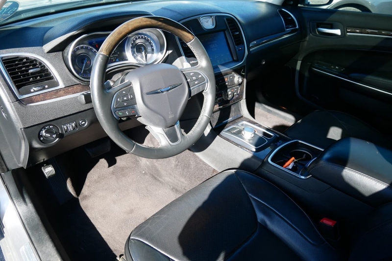 Chrysler 300 2016 price $19,995