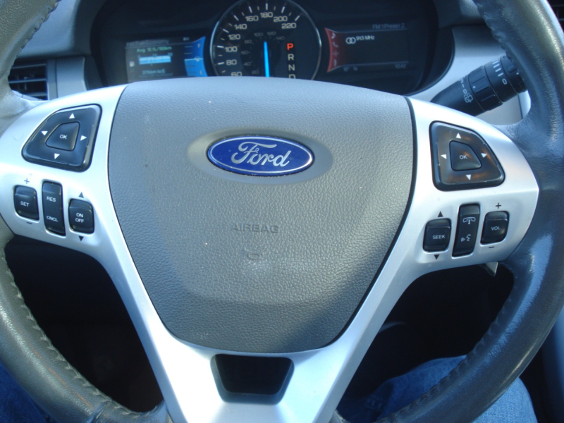 Ford Edge 2011 price $10,490
