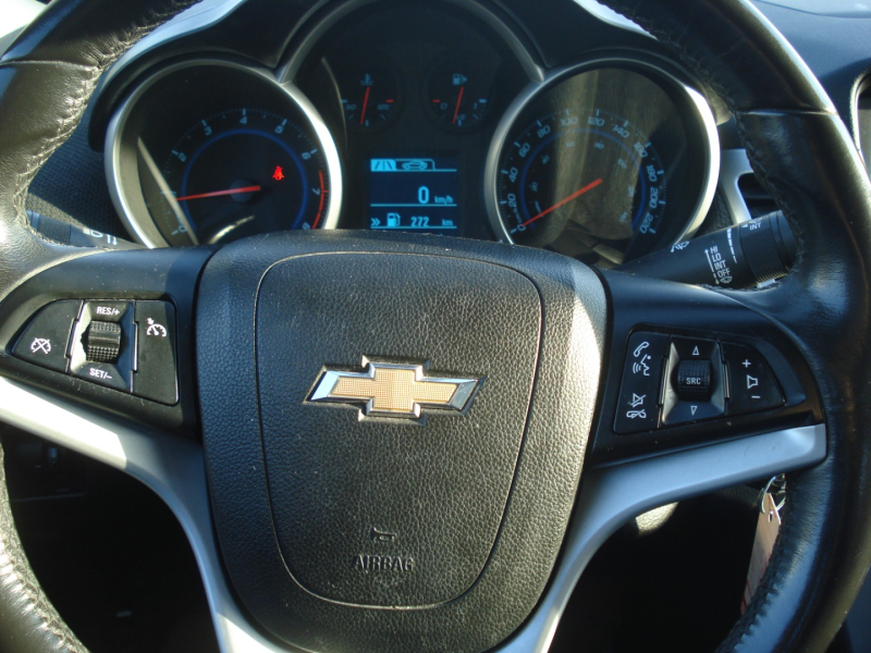 Chevrolet Cruze 2013 price $8,990
