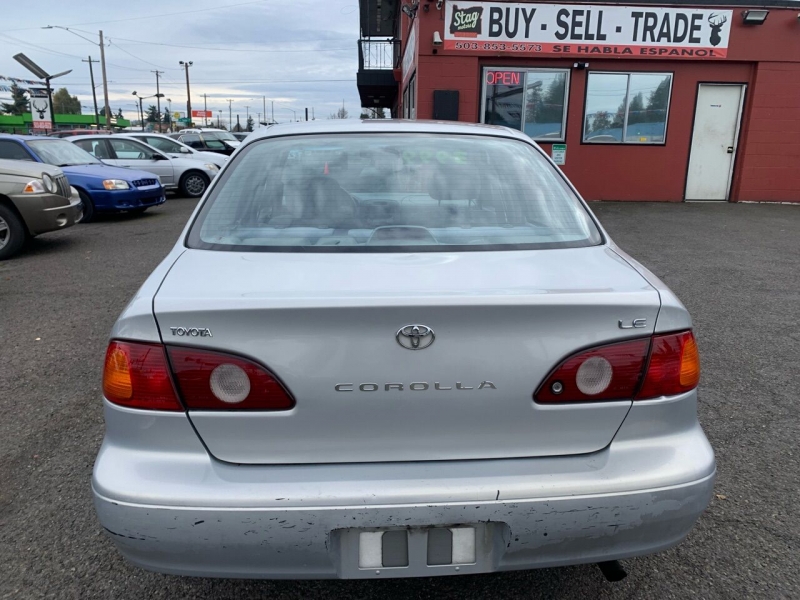 Toyota Corolla 2002 price $3,999