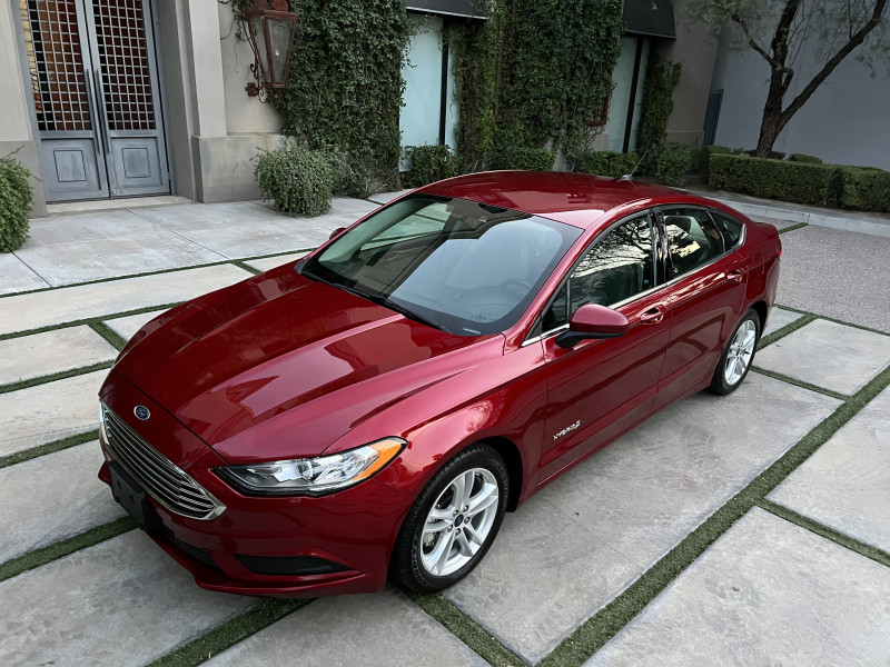 Ford Fusion Hybrid 2018 price $19,500