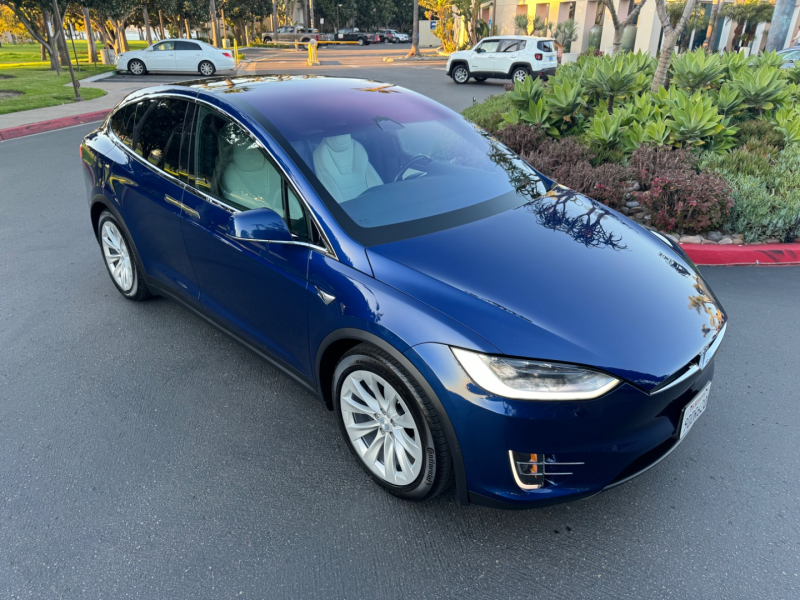 Tesla Model X 2017 price $36,800