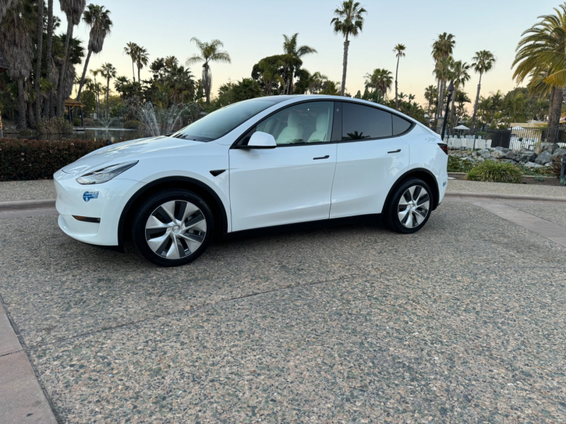 Tesla Model Y 2021 price $18,500