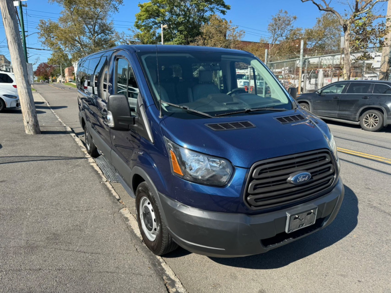 Ford Transit Wagon 2015 price $17,900