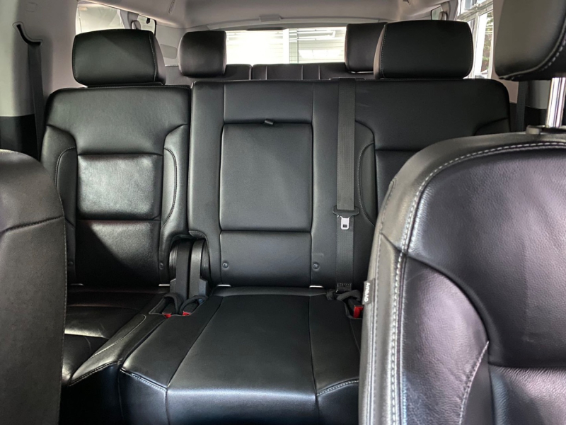 Chevrolet Suburban 2018 price $24,900