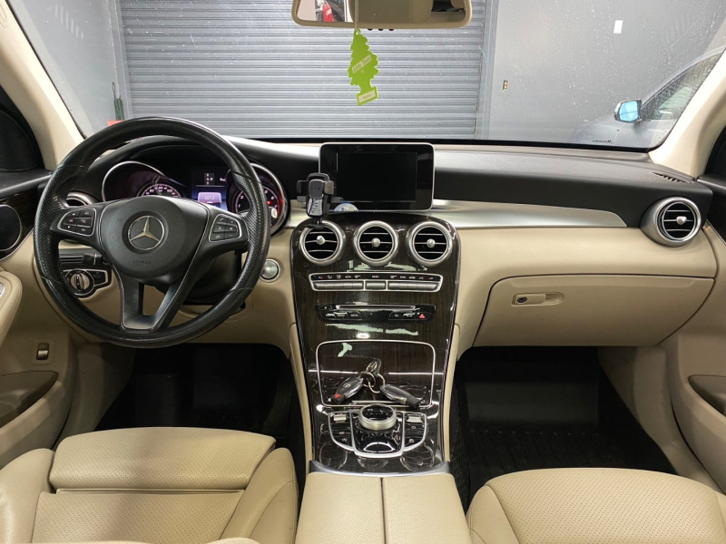 Mercedes-Benz GLC 2018 price $17,900