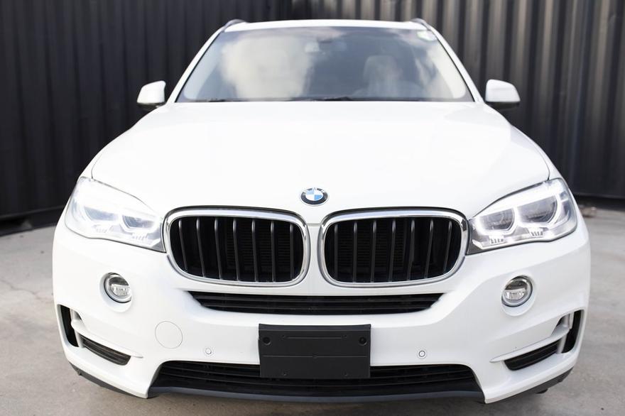 BMW X5 2015 price $19,999 Cash