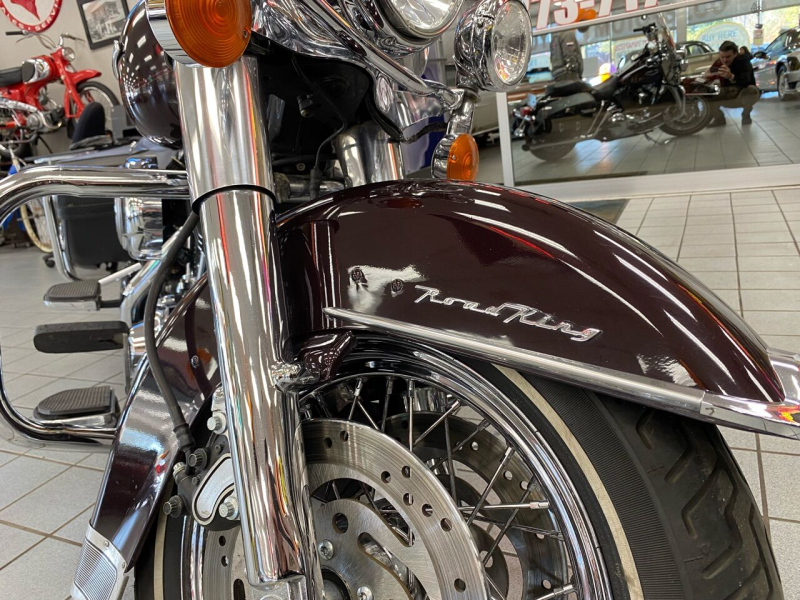 Harley-Davidson Road King 2007 price $9,896