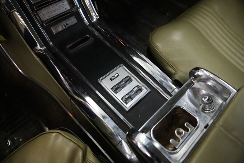 Ford Thunderbird 1965 price $17,950