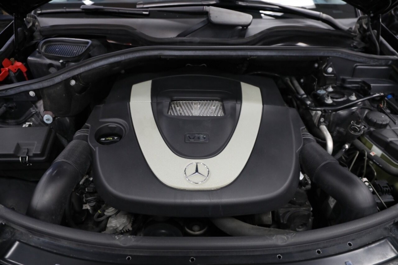 Mercedes-Benz M-Class 2010 price $10,950
