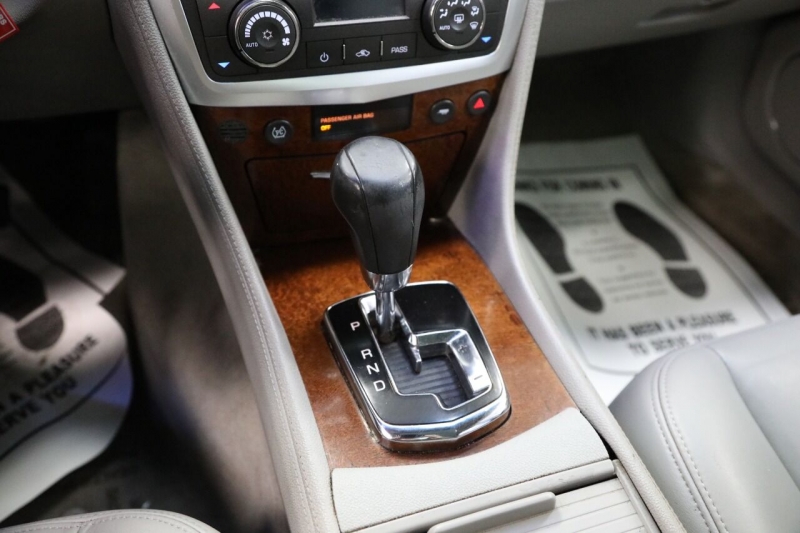 Cadillac SRX 2007 price $8,795